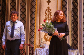 Спектакль в главной с Викторией Тарасовой «Ирония любви»  покажут в Хохольском